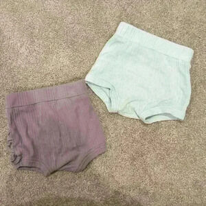 Kate Quinn 6 to 12 month ruffle bottoms.